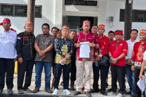 1.700 Warga Ancam “Kepung” Polres Kotim, Tokoh Adat Desak Penghentian Penyidikan Petrus Limbas