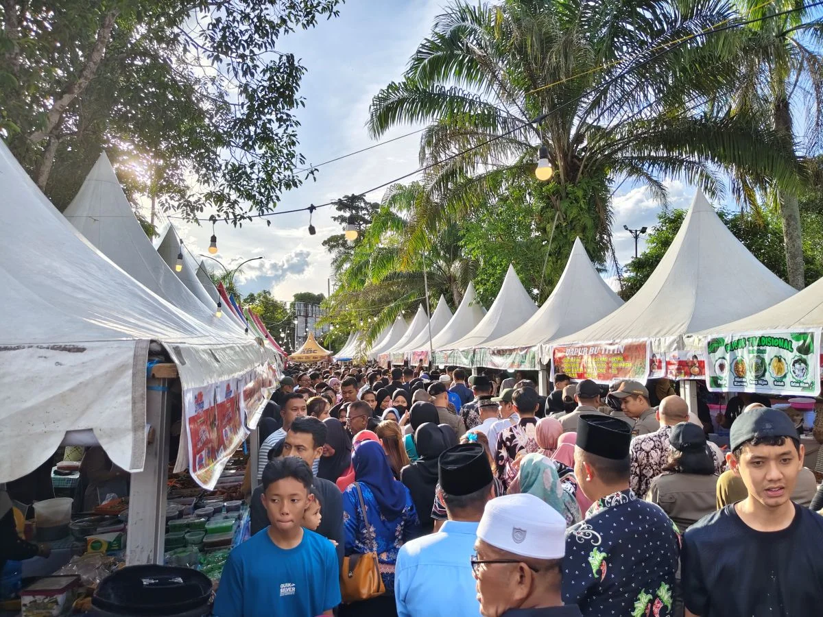 Bazar Ramadan Sampit 2026 Bidik Transaksi Rp2 Miliar, Ada Imbauan Khusus Bupati untuk ASN