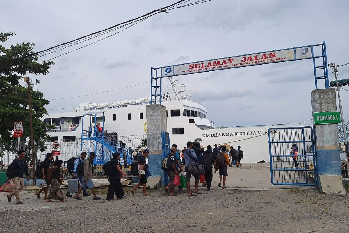 Terapkan Tarif Tuslah, Puncak Arus Mudik Pelabuhan Sampit Diprediksi 15 dan 19 Maret 2026