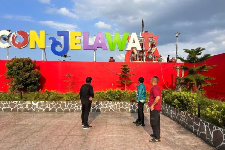 Diskoperindag Kotim Benahi Ikon Jelawat, Lampu Mulai Menyala, Air Mancur Diupayakan Mengalir Lagi