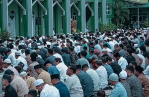 Ramadan Pergi, Iman Diuji, Ini Pesan Menohok dari Mimbar Idulfitri di Sampit