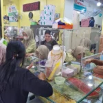 Ajang Flexing Tebar Pesona, Jelang Lebaran Toko Emas di Sampit Diserbu Pembeli