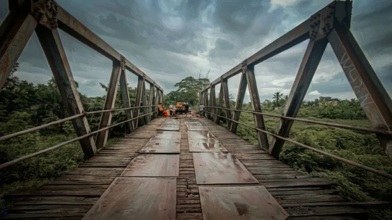 Kematian yang Bisa Dicegah: Tiga Kegagalan Sistemik di Balik Tragedi Jembatan Patah Sampit