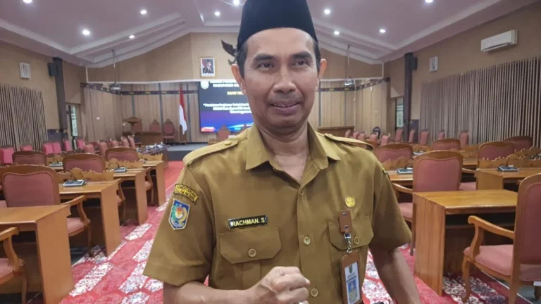 200 Ribu Kendaraan Menunggak Pajak, Samsat Sampit Optimalkan Digitalisasi, Bisa Bayar Sambil Rebahan