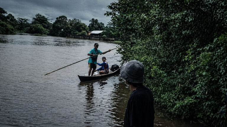 Siswa MTsN Al Fajar Tenggelam di Parenggean: Tim TRC BPBD Terjunkan Personel Water Rescue