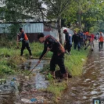 Banjir Tak Kunjung Surut, Pemkab Kotim Gotong Royong Massal dan Usulkan Pinjam Mobil Pompa Sedot Air