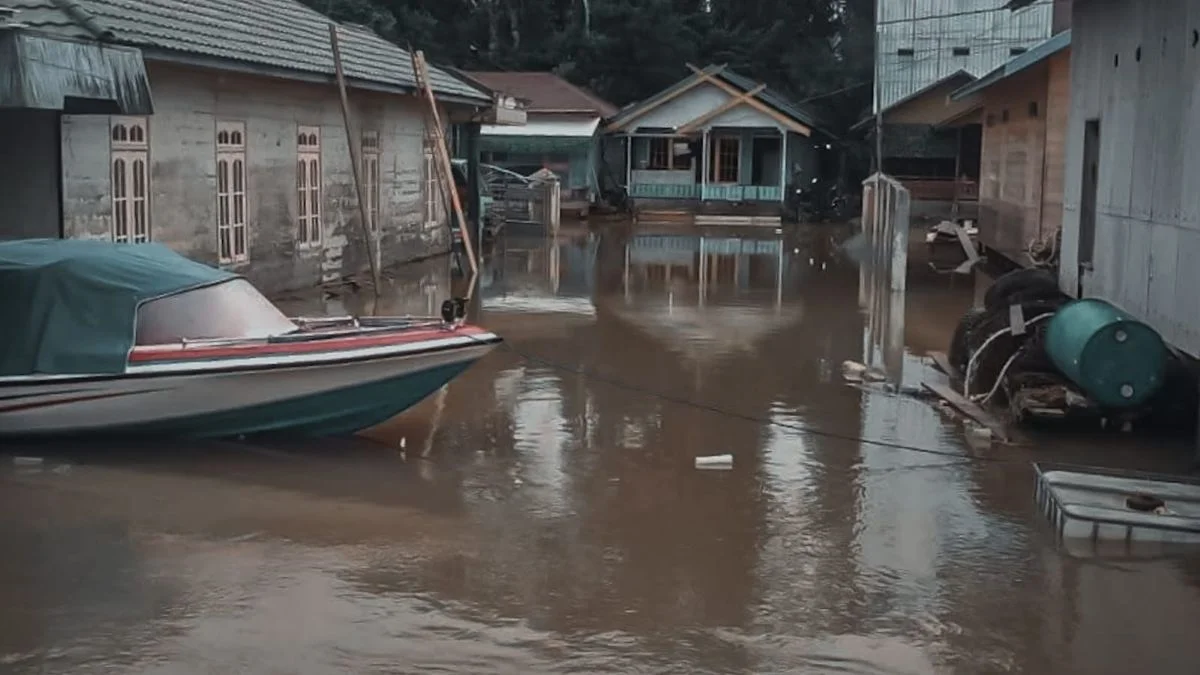 Enam Desa Telaga Antang Diterjang Banjir, Ekspansi Sawit Dituding Biang Kerok