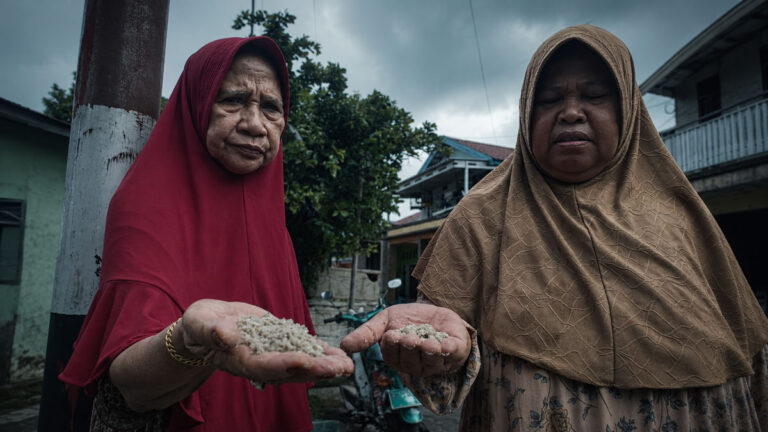 Tipu Daya di Tengah Impitan Inflasi: Modus Beras Murah Berisi Pasir Sasar Penjual Nasi Kuning di Baamang Hilir