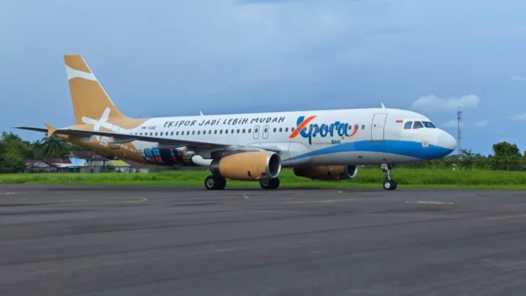 Airbus A320 Perdana Mendarat di Sampit, Pemkab Kotim Siapkan Pengembangan Bandara dan Konektivitas Umrah