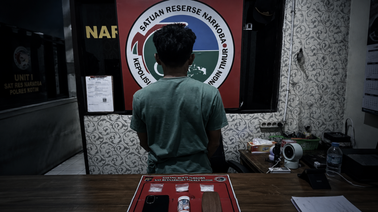 Trik Kotak Kacamata Gagal Selamatkan Pengedar Sabu di Ketapang