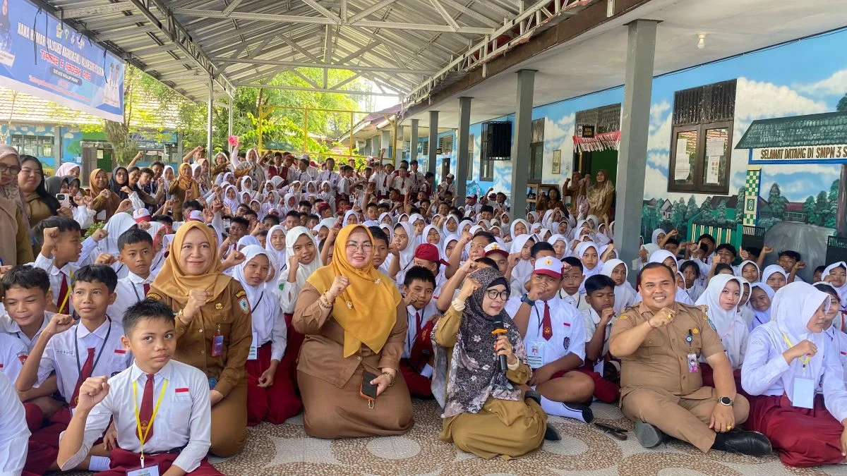 Tak Sekadar Kenalkan Sekolah, Wabup Irawati Jadikan MPLS Momentum Bentuk Karakter dan Cegah Bullying