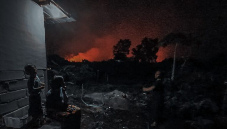 Terisolasi dan Kehabisan Air, Petani di Sampit Ini Nekat Bakar Lahan Demi Tahan Karhutla