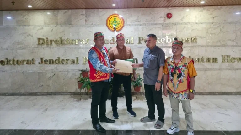 Disambut Bahasa Dayak di Kementan, Warga Kotim Desak Tegakkan UU Perkebunan