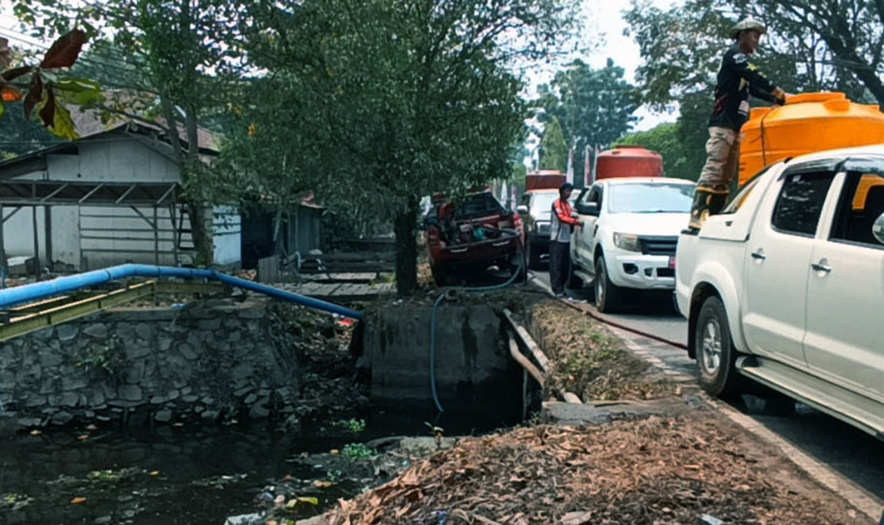 Embung Mengering dan Pemadam Kewalahan, Armada OPD di Kotim Berburu Air