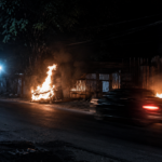 Diduga Sengaja Dibakar, Tumpukan Kayu Galam di Jalan Seribu Dahan Nyaris Lahap Permukiman