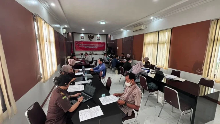 Ada Saksi Mangkir Dua Kali: Jejak Dua Perusahaan ”Dadakan” Perkara Korupsi KPU Kotim