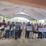 Di Balik Bantuan Gubernur Kalteng di Telawang: Jalan, Plasma, dan Tagihan untuk Investasi