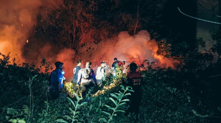 Amuk Karhutla Ancam Pemukiman Basirih Hulu: 3 Hektare Lahan Hangus Terbakar, Tim Gabungan Samuda Baku Hantam dengan Api Hingga Malam!