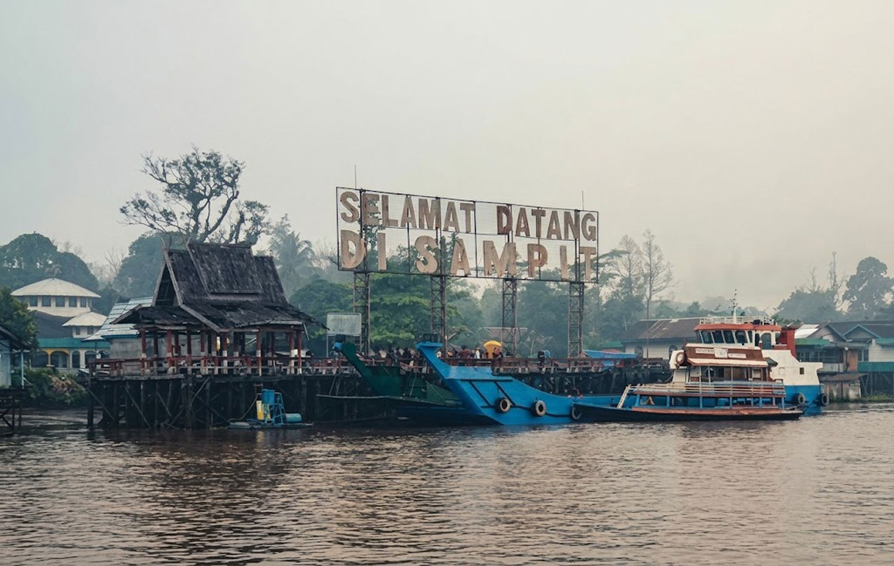 Salinitas Sungai Mentaya Tembus 4.700 ppm: Intrusi Air Laut 105 Km Capai Sampit, Perumdam Kerahkan LCT Berburu Air Tawar ke Hulu!